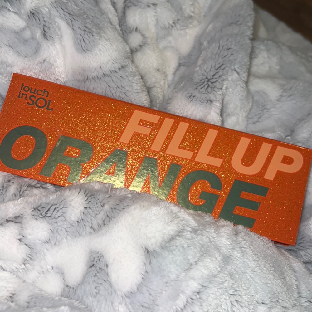 Touch in SOL • Fill Up Orange eyeshadow palette NEW